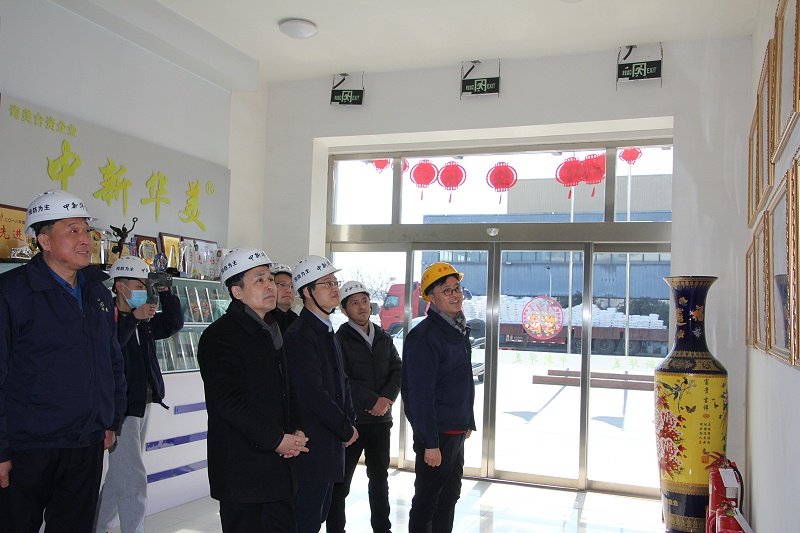 順威股份范總、謝總一行蒞臨青島中新華美交流洽談！